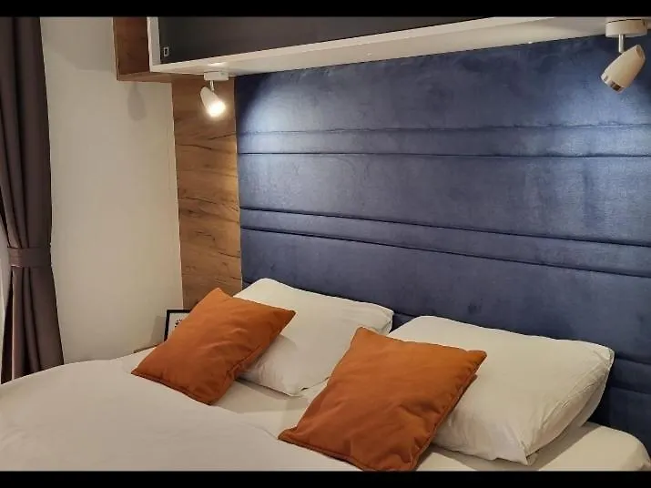 Mobile Home Joy Biograd Na Moru 0*,