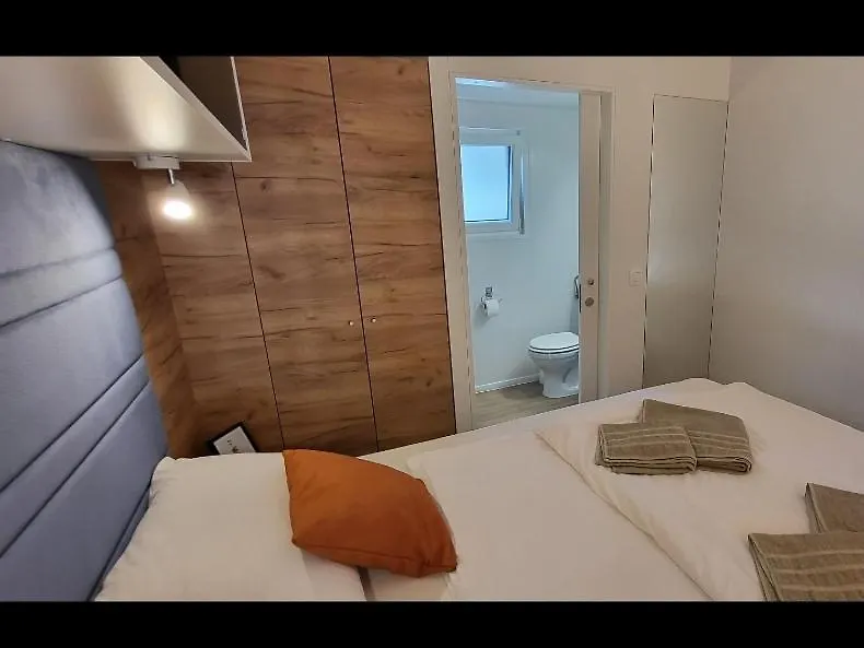 Camping Mobile Home Joy Biograd Na Moru Kroatien